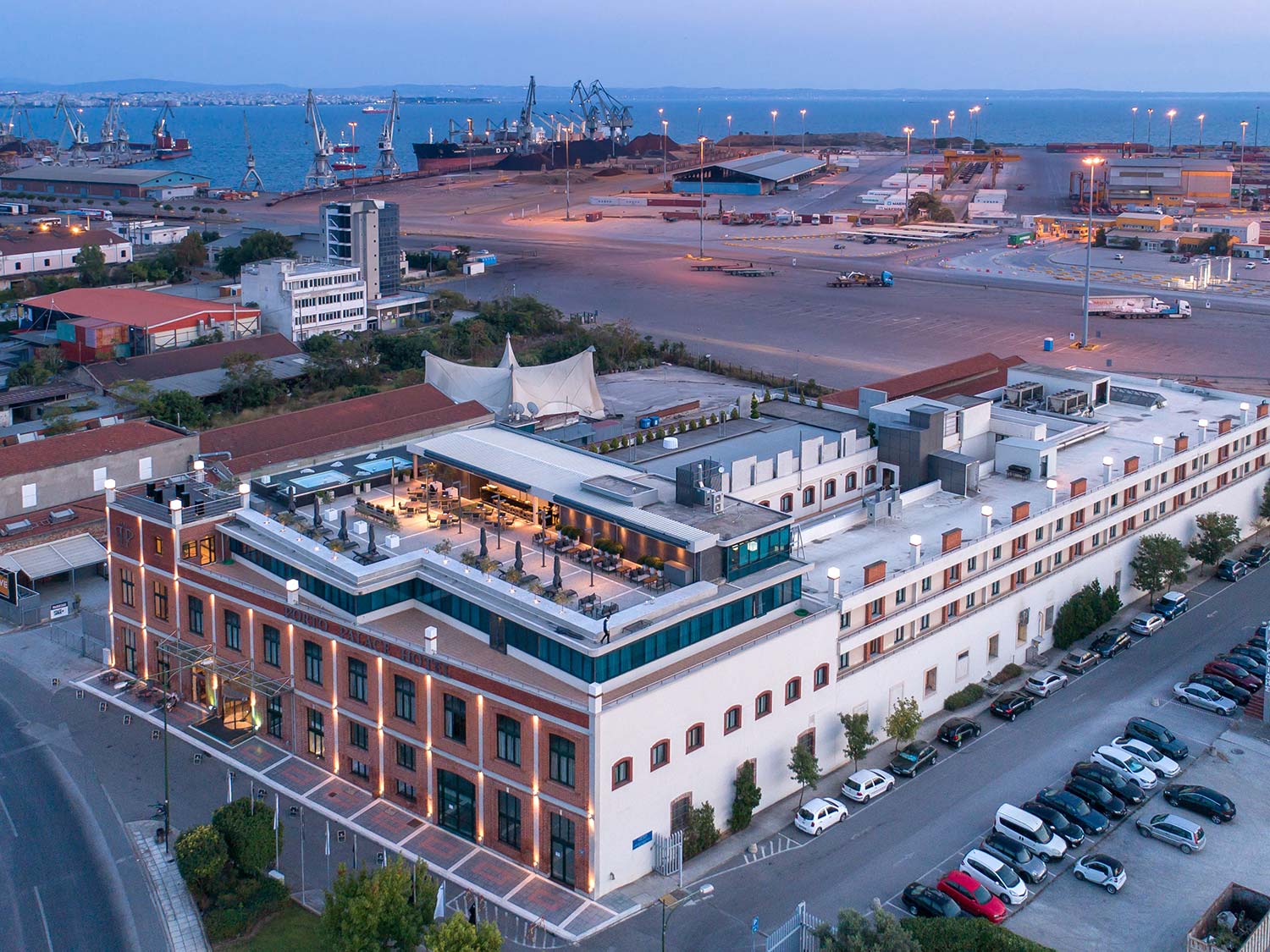 Tiara Holidays - Porto Palace Hotel - spoljašnji izgled